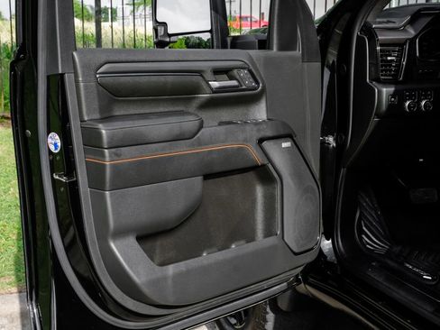 Used 2024 GMC Sierra 2500 AT4 w/ AT4 Premium Plus Package AWD/4WD image 48