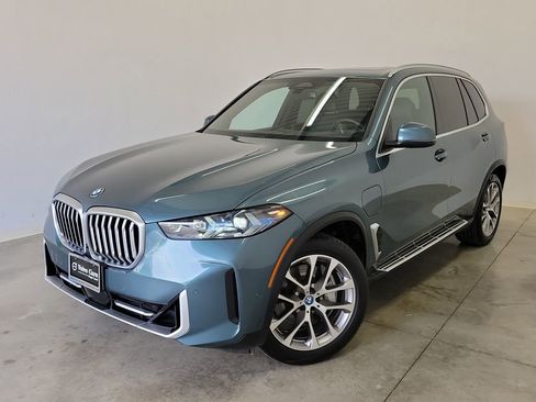 Used 2025 BMW X5 xDrive50e image 34
