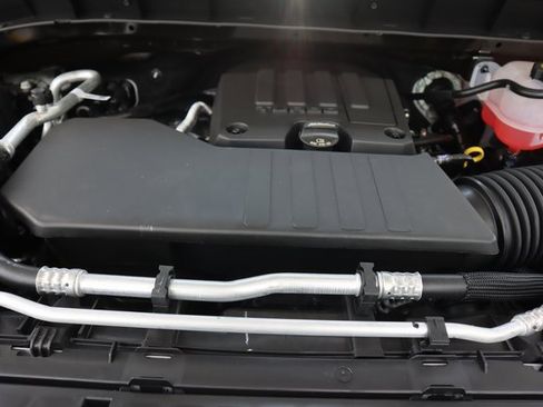 New 2025 Chevrolet Silverado 1500 W/T image 25