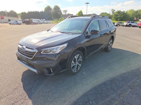 Certified 2022 Subaru Outback Limited AWD/4WD image 1