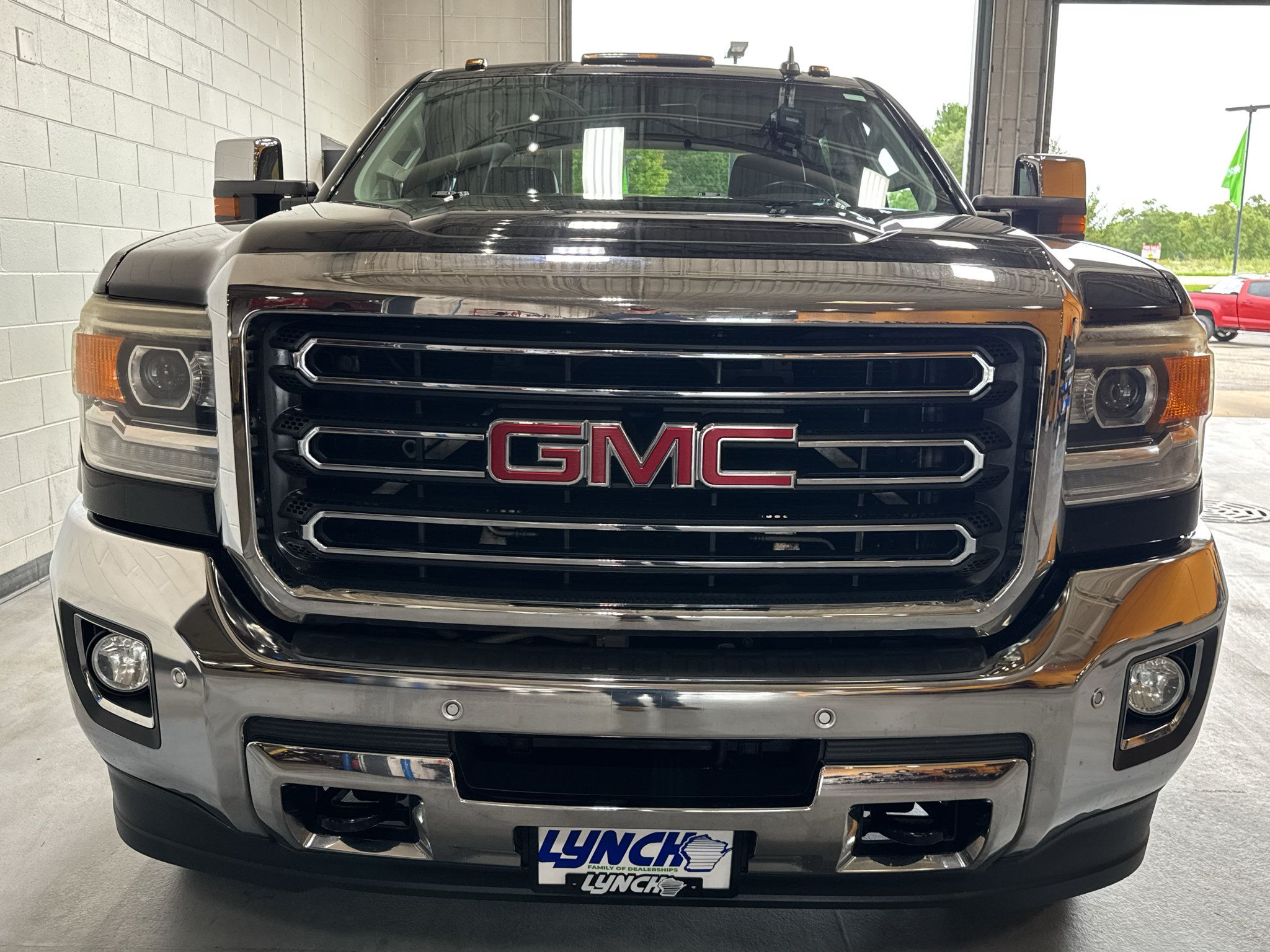 Used 2015 GMC Sierra 3500 SLT w/ Duramax Plus Package AWD/4WD image 8