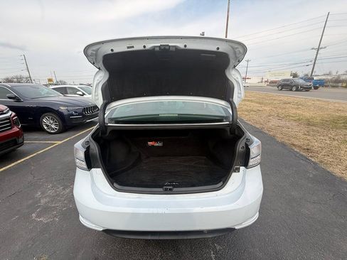 Used 2010 Lexus HS 250h image 21