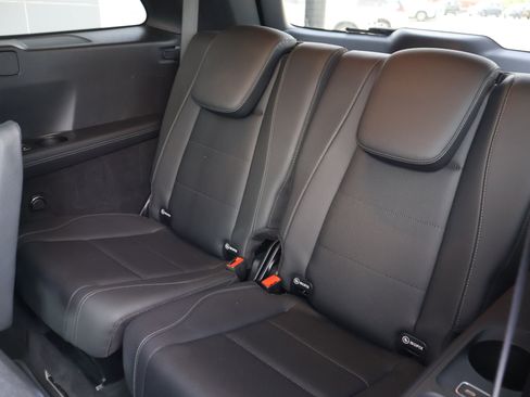 Certified 2025 Mercedes-Benz GLS 450 4MATIC w/ AMG Line Exterior image 19