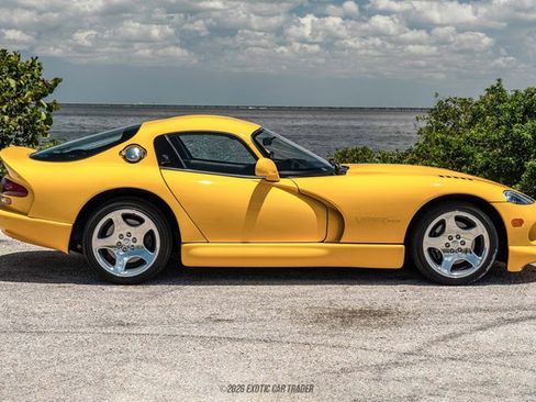 Used 2001 Dodge Viper GTS RWD image 9