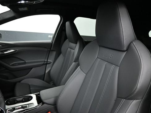 New 2027 Audi SQ6 e-tron Premium Plus AWD/4WD image 8