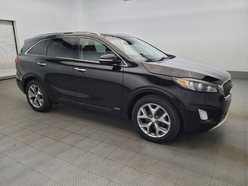 Used 2017 Kia Sorento SX image 11