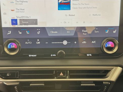 New 2026 Lexus RX 350h AWD/4WD image 17