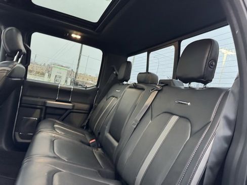 Certified 2019 Ford F150 Platinum w/ Equipment Group 701A Luxury image 11