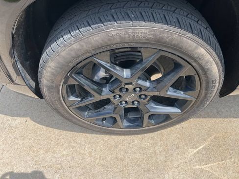 Used 2024 Chevrolet Traverse RS w/ LPO, Floor Liner Package AWD/4WD image 11