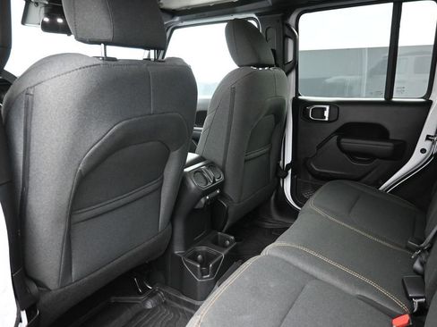 Used 2025 Jeep Wrangler Unlimited Sport AWD/4WD image 27
