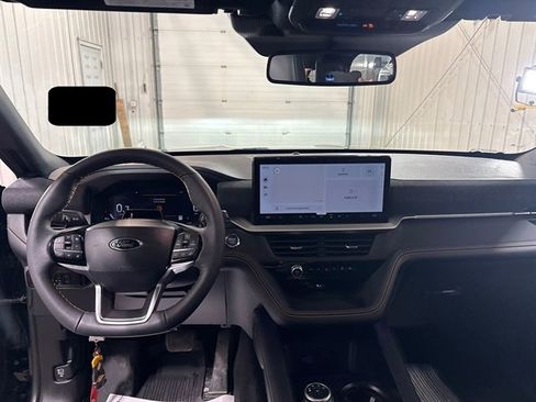 Used 2026 Ford Explorer Tremor w/ Tremor Convenience Package AWD/4WD image 13