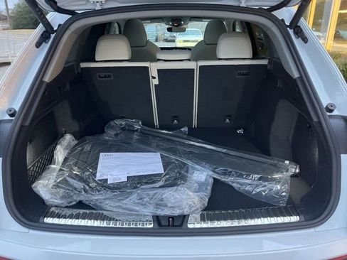 New 2025 Audi Q5 Premium Plus image 28