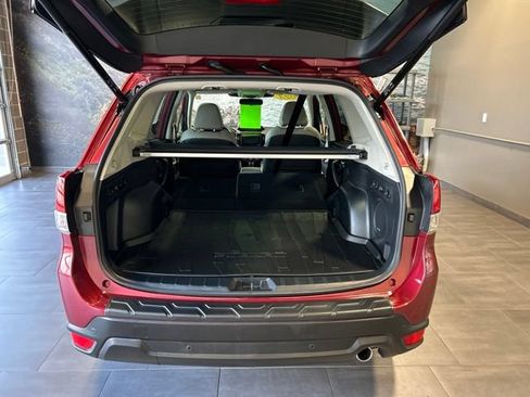 Used 2023 Subaru Forester Limited AWD/4WD image 36