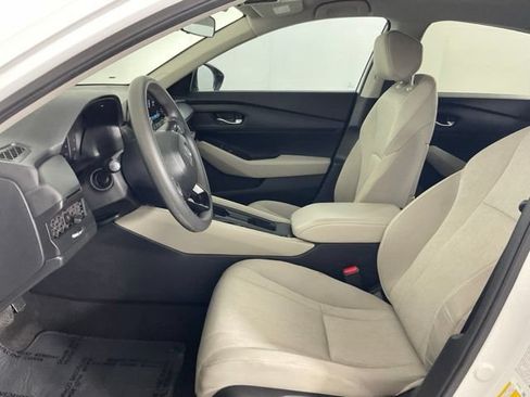 Used 2025 Honda Accord LX image 10