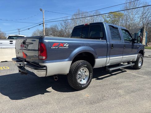 Used 2004 Ford F250 XLT image 12