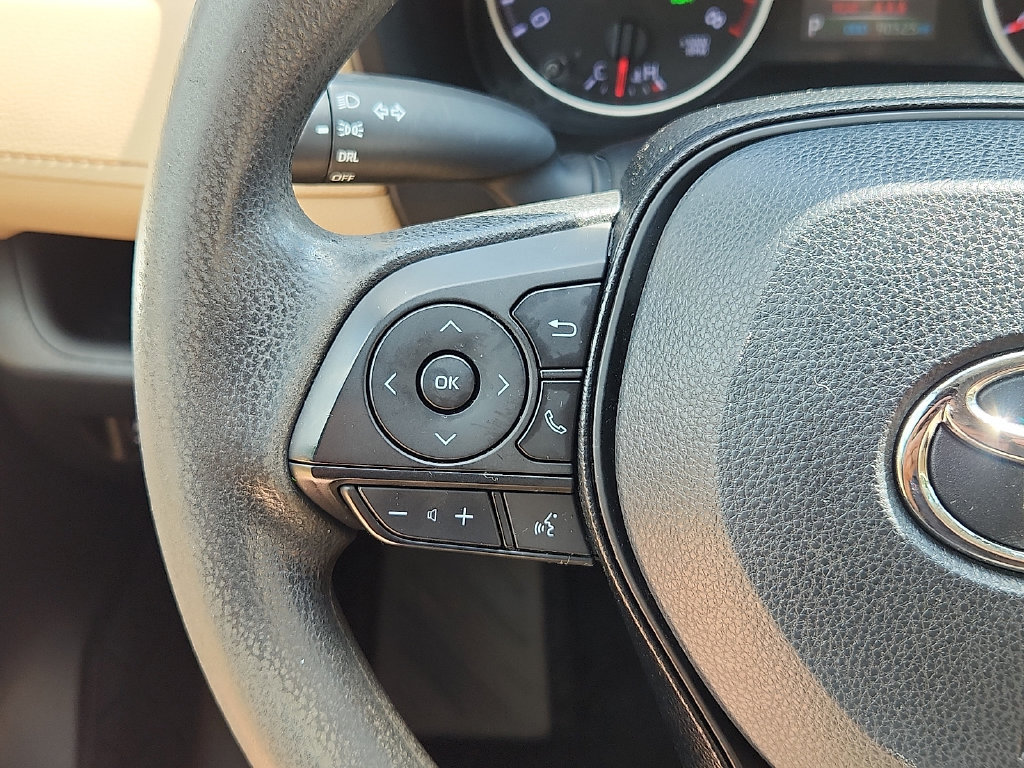 Used 2019 Toyota RAV4 LE w/ All Weather Liner Package AWD/4WD image 22