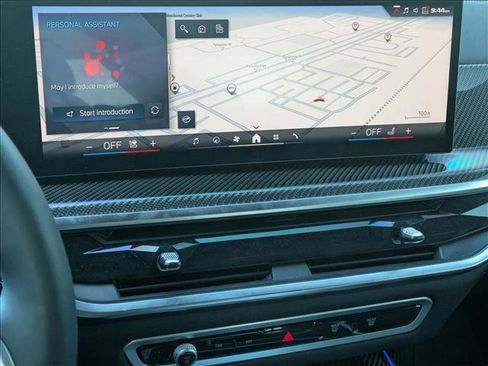 Used 2026 BMW X7 M60i w/ Executive Package image 11