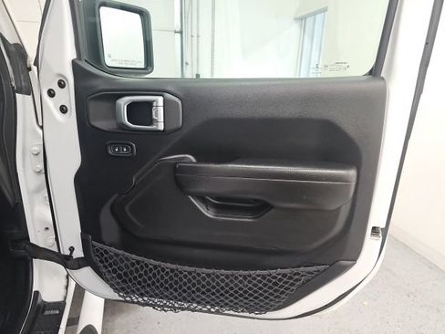 Used 2020 Jeep Wrangler Unlimited Sport S AWD/4WD image 33
