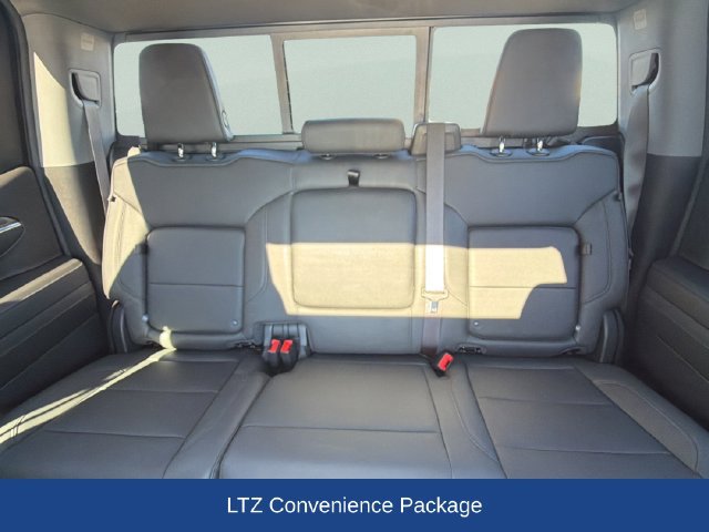 Used 2024 Chevrolet Silverado 1500 LTZ w/ LTZ Premium Package AWD/4WD image 17