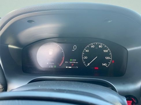 Used 2025 Honda HR-V LX image 19