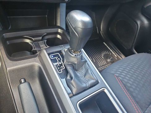 Used 2021 Toyota Tacoma SR5 RWD image 21