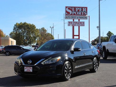 Used 2017 Nissan Altima 2.5 SL w/ Technology Package image 7