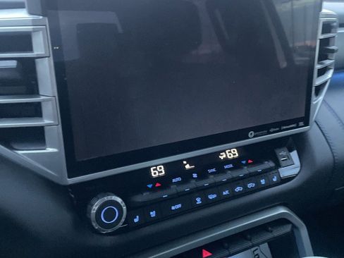 Used 2024 Toyota Tundra Platinum image 10