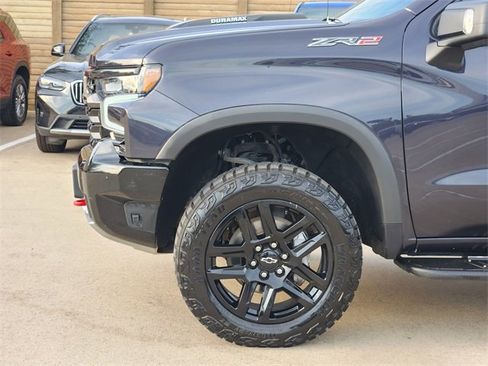 Used 2024 Chevrolet Silverado 1500 ZR2 w/ Technology Package AWD/4WD image 16