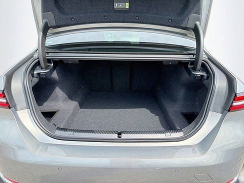 New 2026 BMW 530i w/ Convenience Package RWD image 12