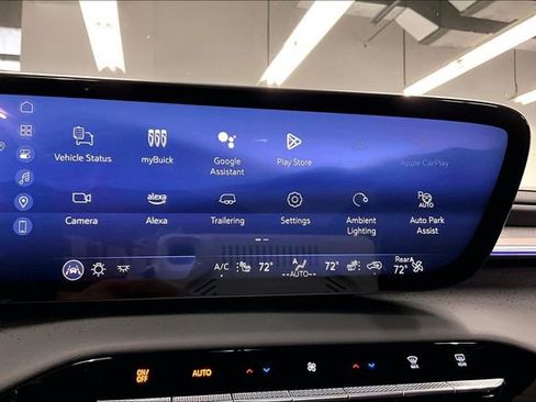Used 2025 Buick Enclave Avenir w/ Super Cruise Package AWD/4WD image 38