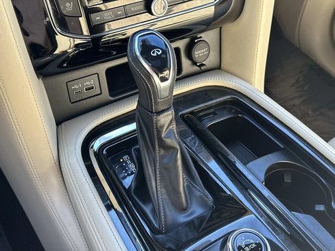 Used 2021 INFINITI QX80 Sensory w/ All-Season Package AWD/4WD image 16