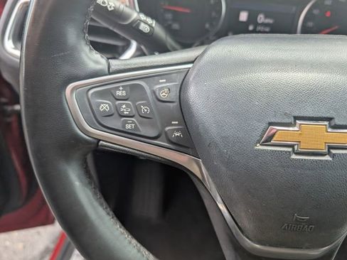 Used 2023 Chevrolet Equinox Premier AWD/4WD image 17