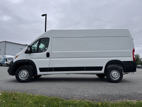 New 2026 RAM ProMaster 2500 w/ Advanced Safety Group FWD image 17