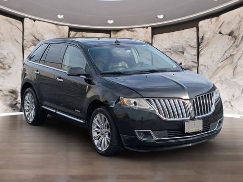 Used 2013 Lincoln MKX FWD image 18