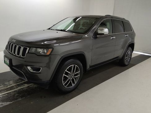 Used 2020 Jeep Grand Cherokee Limited AWD/4WD image 2