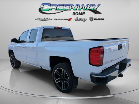 Used 2018 Chevrolet Silverado 1500 LT w/ All Star Edition RWD image 5