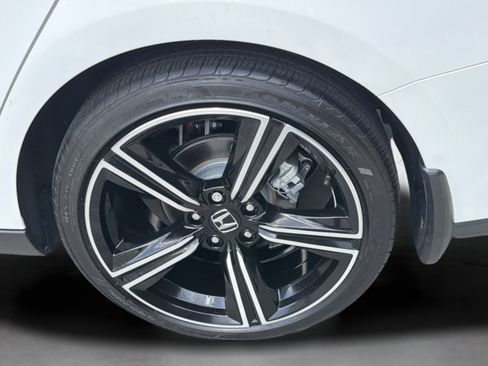 Used 2025 Honda Accord Sport image 36