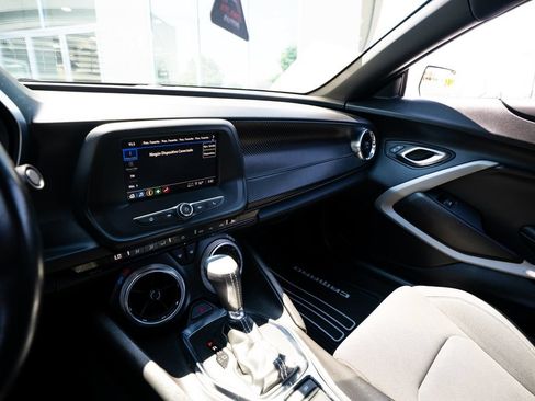 Used 2022 Chevrolet Camaro LS RWD image 37