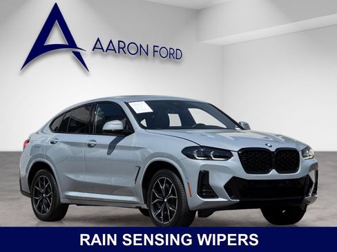 Used 2025 BMW X4 xDrive30i w/ Premium Package AWD/4WD image 8