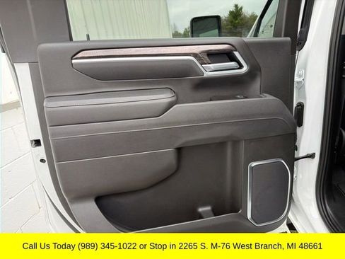 Used 2025 Chevrolet Silverado 2500 LTZ w/ LTZ Premium Package AWD/4WD image 34