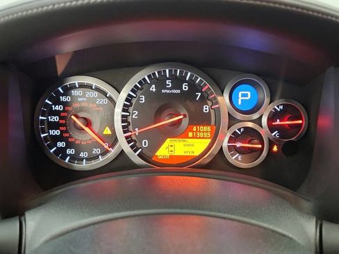 Used 2011 Nissan GT-R Premium AWD/4WD image 49