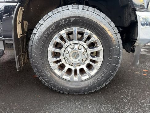 Certified 2020 Ford F250 XLT w/ XLT Premium Package image 6