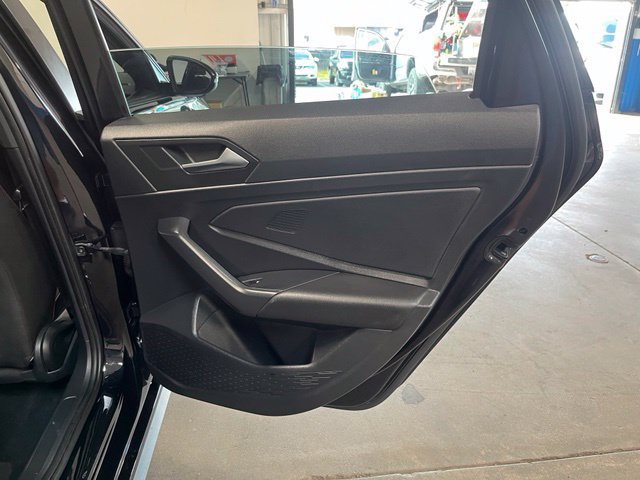 Used 2019 Volkswagen Jetta GLI FWD image 16