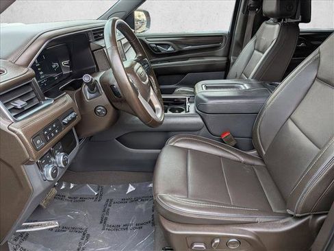 Used 2023 GMC Yukon Denali w/ LPO, Floor Liner Package image 11
