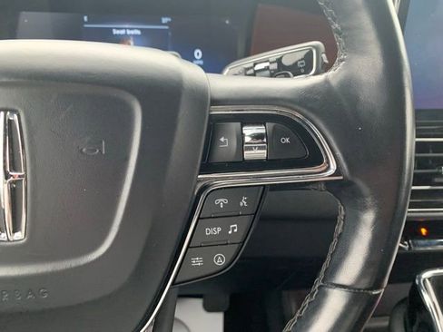 Used 2024 Lincoln Navigator Premiere image 14