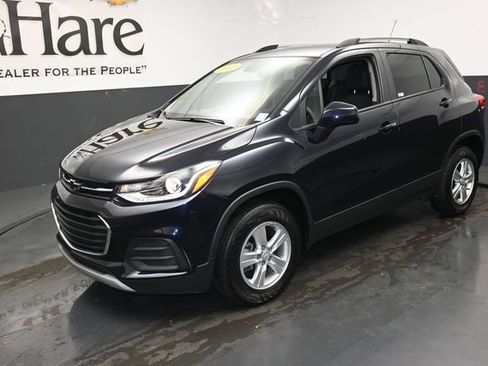 Used 2022 Chevrolet Trax LT w/ LT Convenience Package AWD/4WD image 27