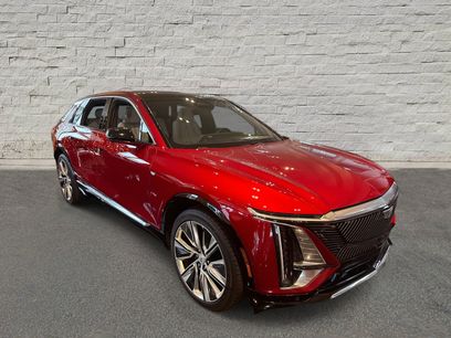 New 2025 Cadillac Lyriq Luxury