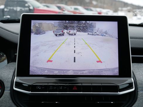 Used 2022 Jeep Compass Latitude w/ Convenience Group image 27