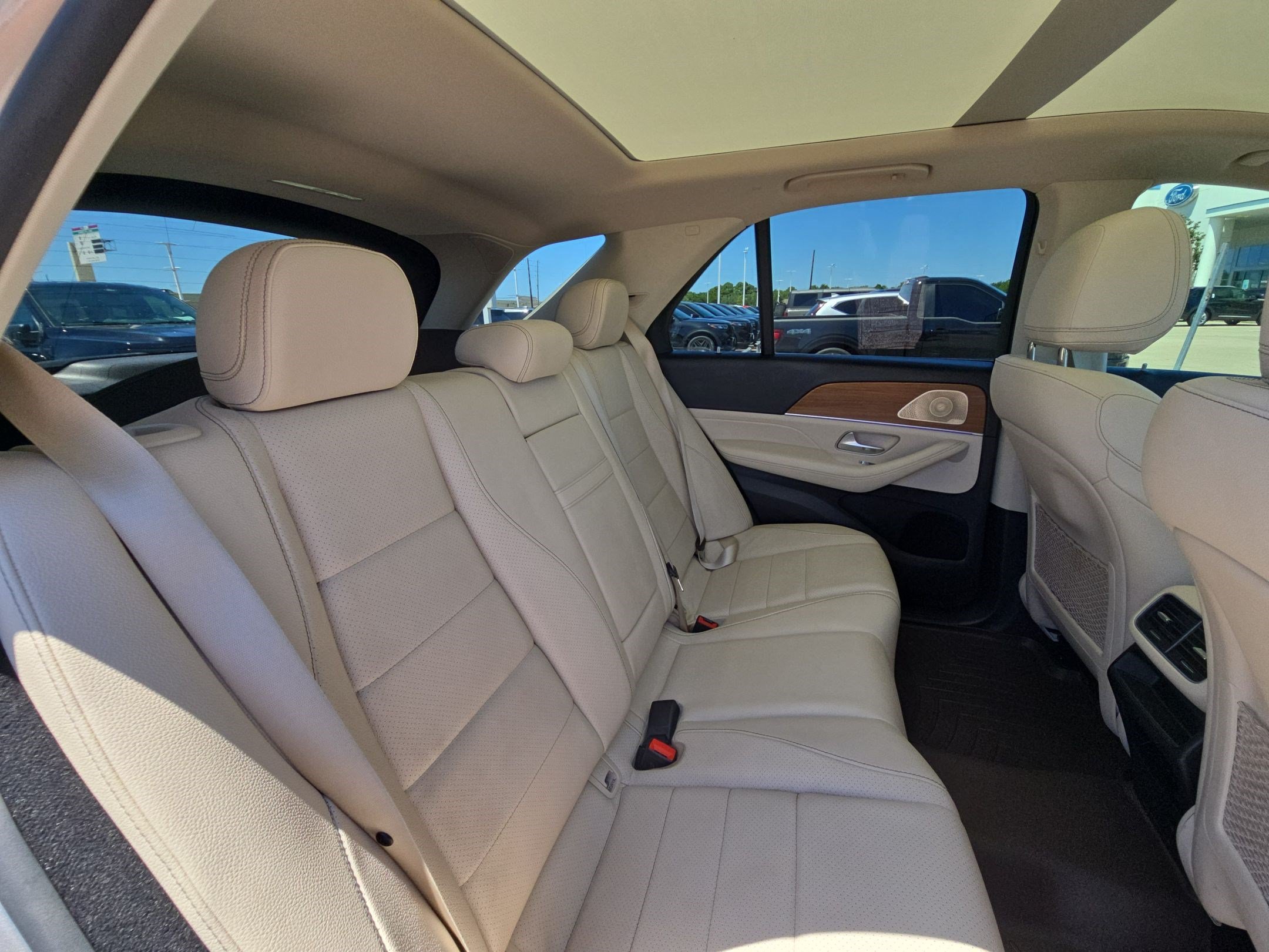 Used 2022 Mercedes-Benz GLE 350 image 28