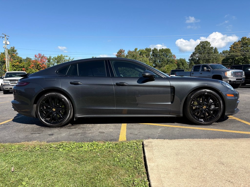 Used 2019 Porsche Panamera 4 AWD/4WD image 5